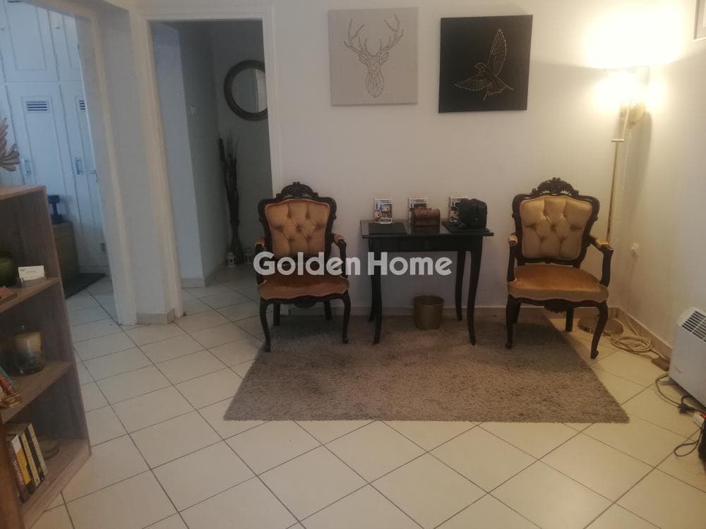 Apartment in Politechnioupoli, Zografou — Photo 3 of 18