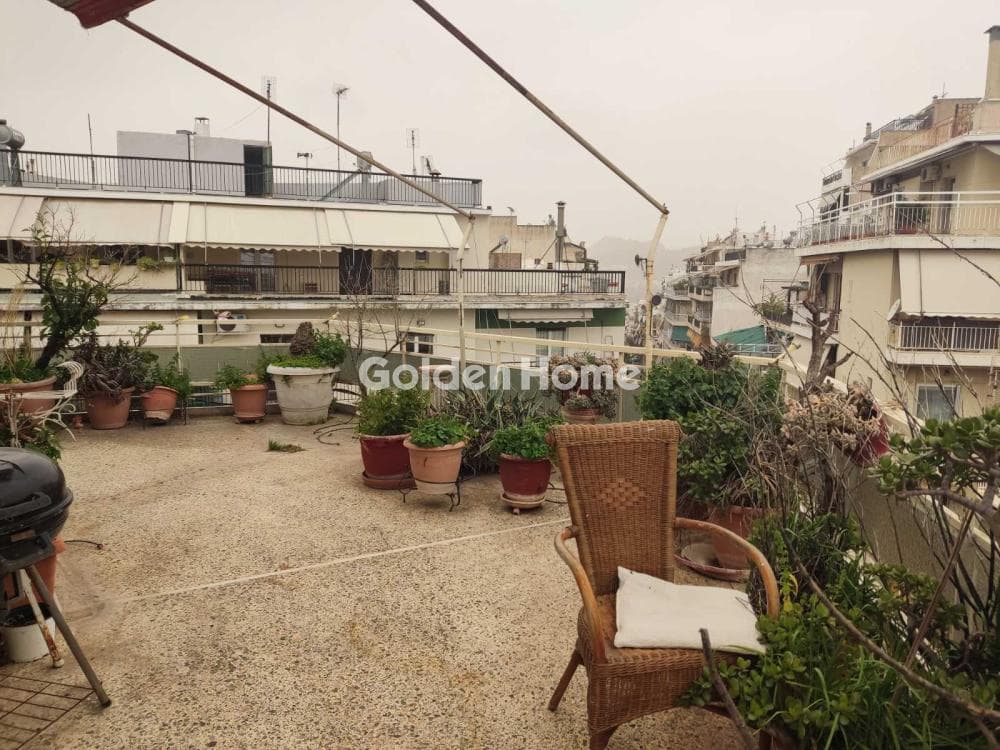 Apartment in Politechnioupoli, Zografou — Photo 1 of 27