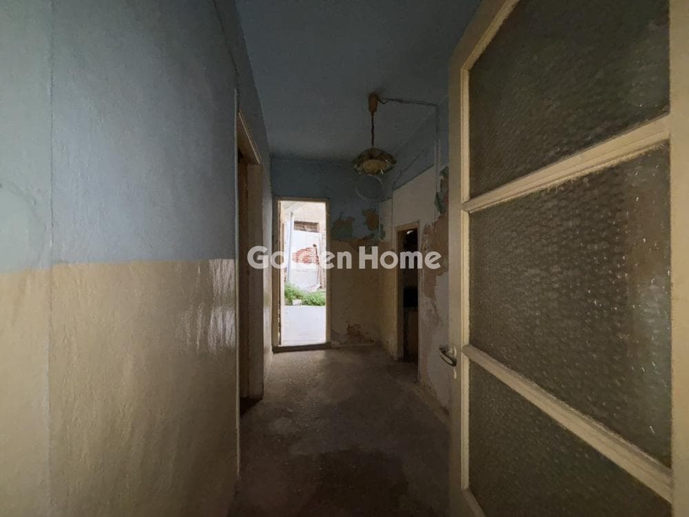 Apartment in Tourkovounia, Keratsini — Photo 12 of 33