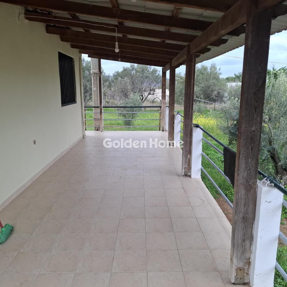 House in Center, Koropi — Photo 1 of 22