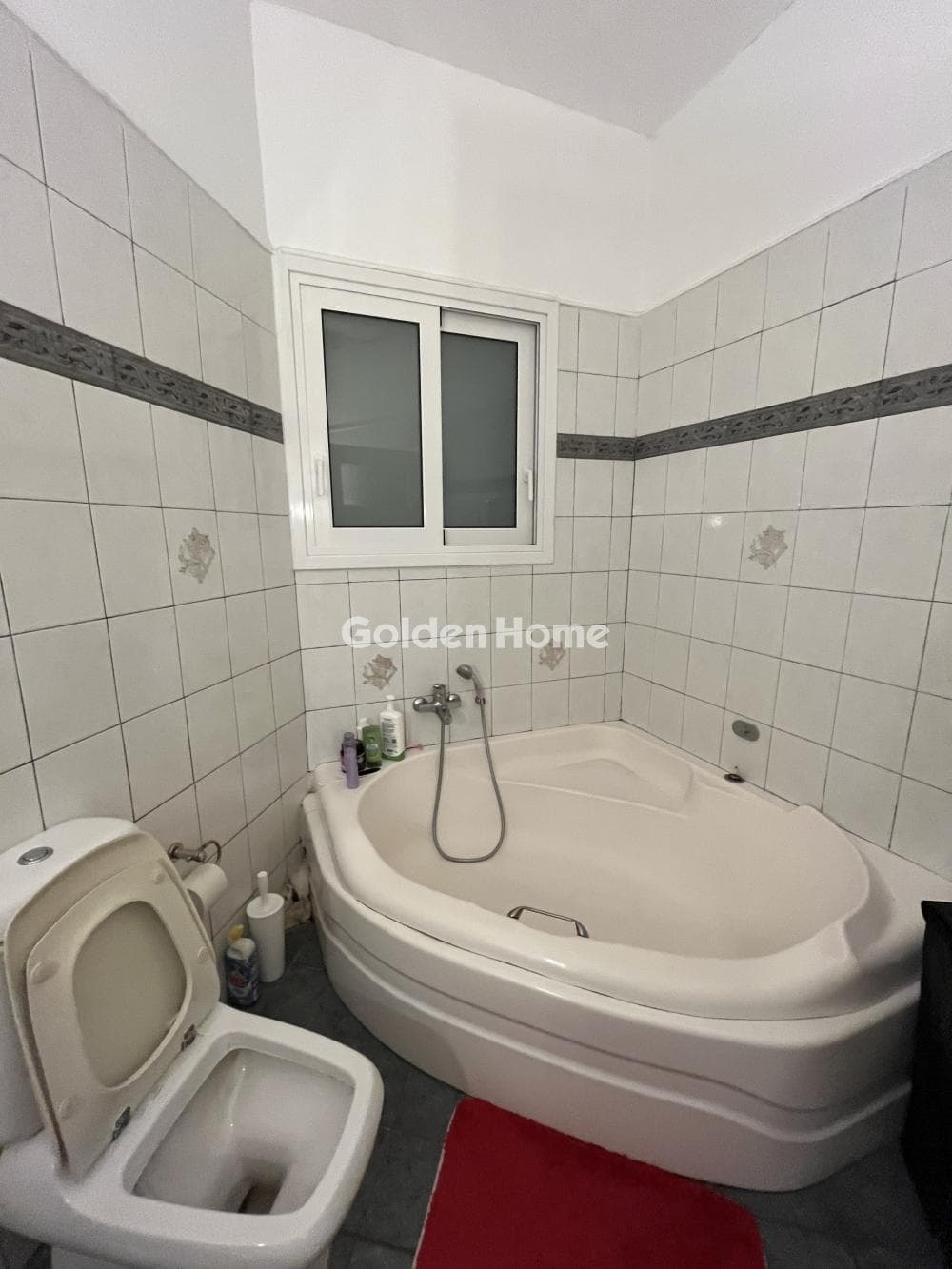 Apartment in Center, Neos Kosmos — Photo 8 of 11