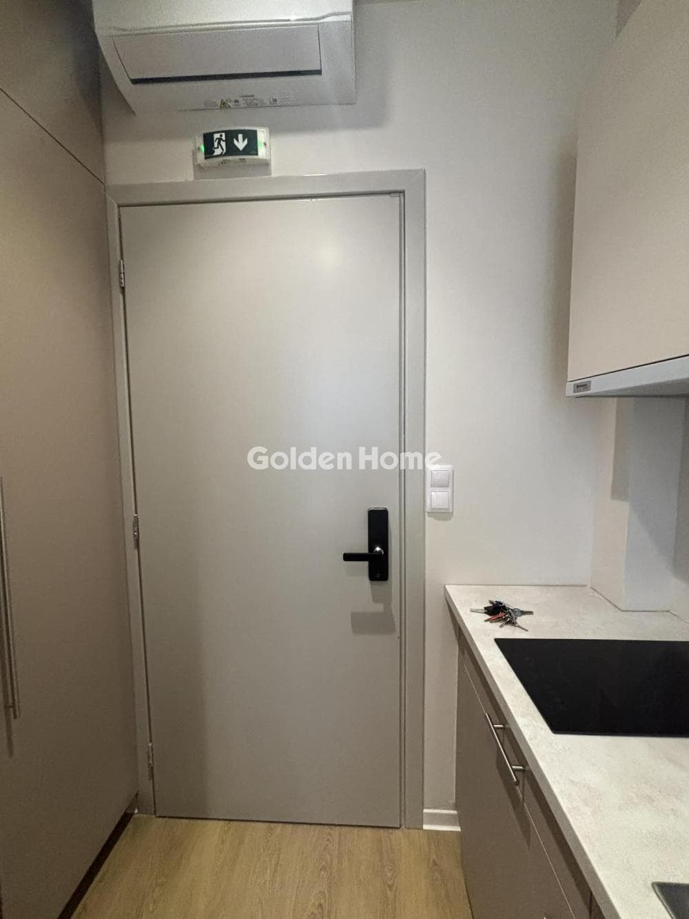 Apartment in Platia Kanigos, Exarchia - Neapoli — Photo 4 of 6