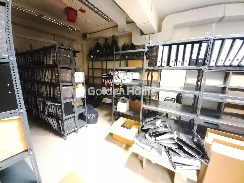Retail Store in Center, Nikaia — Photo 43 of 48