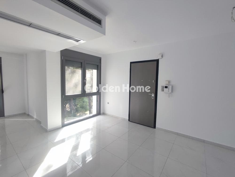 Apartment in Center, Panorama — Photo 3 of 23