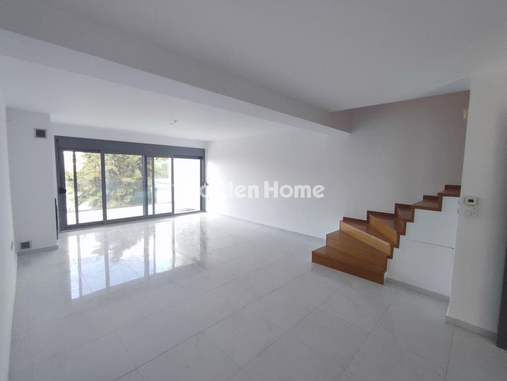Apartment in Center, Panorama — Photo 4 of 23
