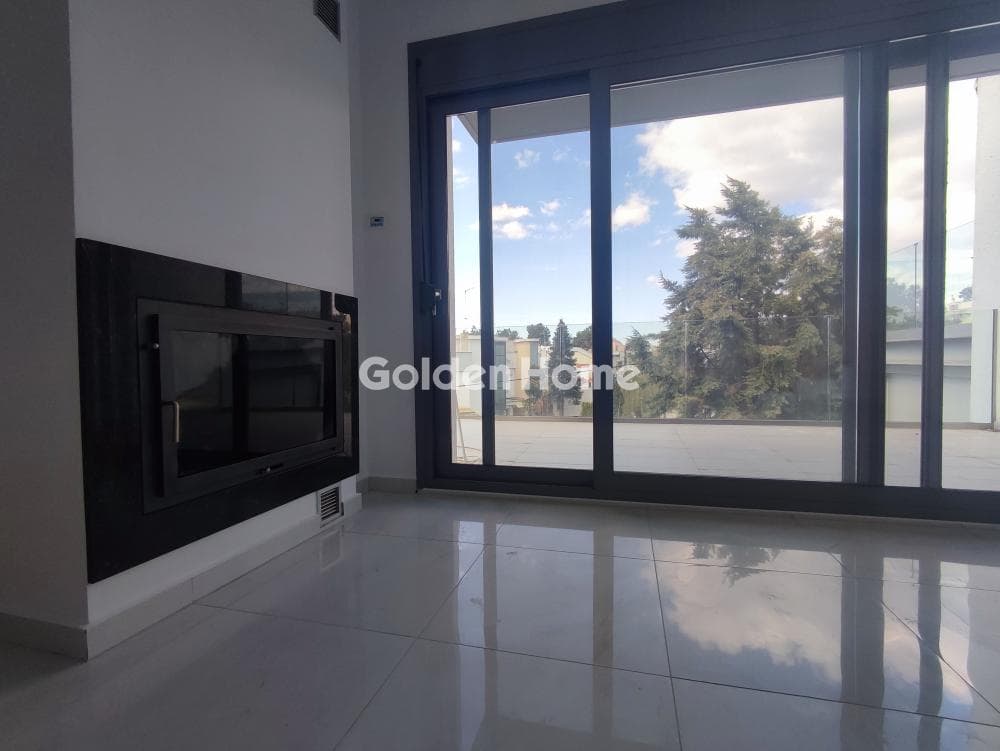 Apartment in Center, Panorama — Photo 1 of 23