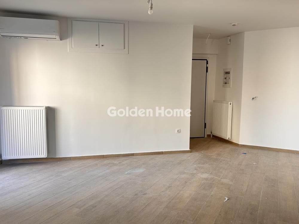 Apartment in Center, Neos Kosmos — Photo 4 of 17