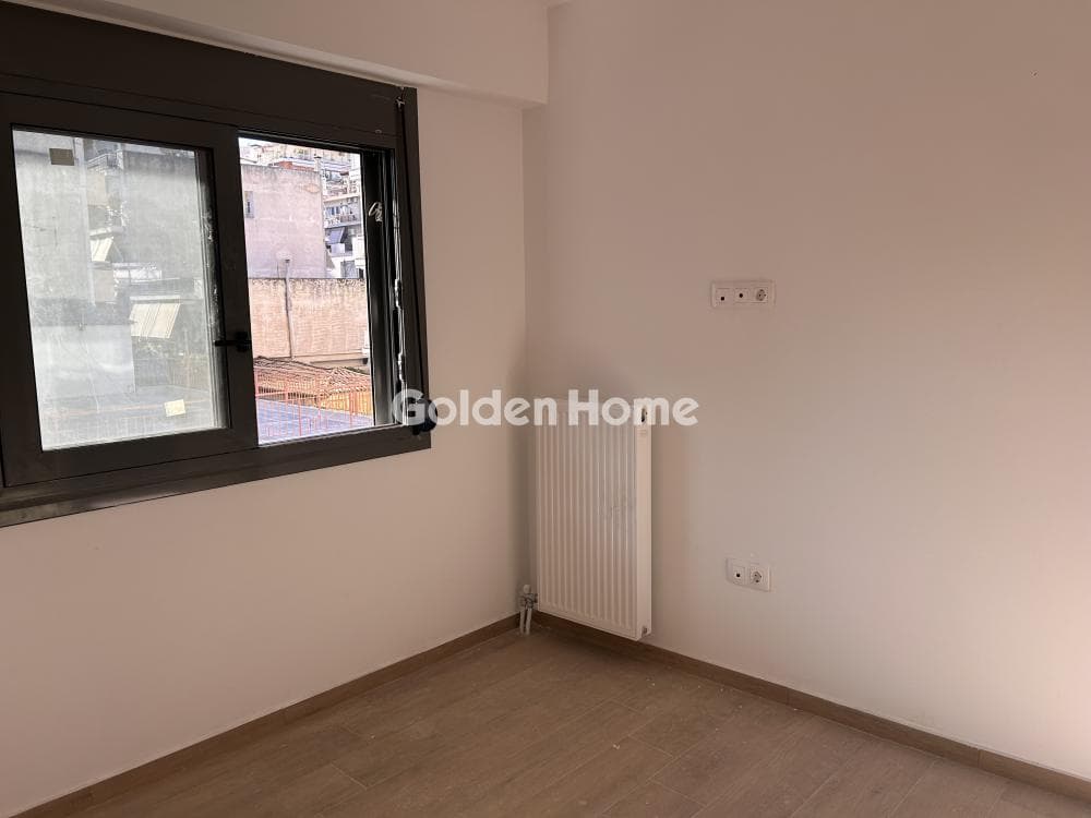 Apartment in Center, Neos Kosmos — Photo 12 of 17