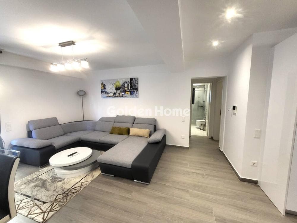 Apartment in Agios Ioannis, Neos Kosmos — Photo 9 of 25