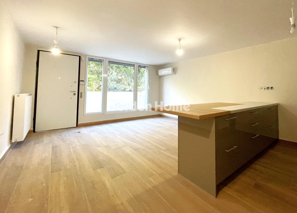 Apartment in Kithiron - Pani, Alimos — Photo 1 of 26