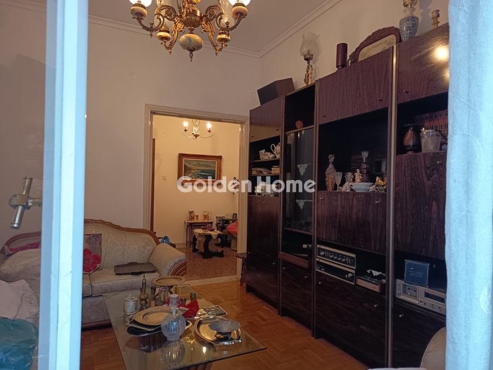 Apartment in Osios Loukas, Patisia — Photo 3 of 17