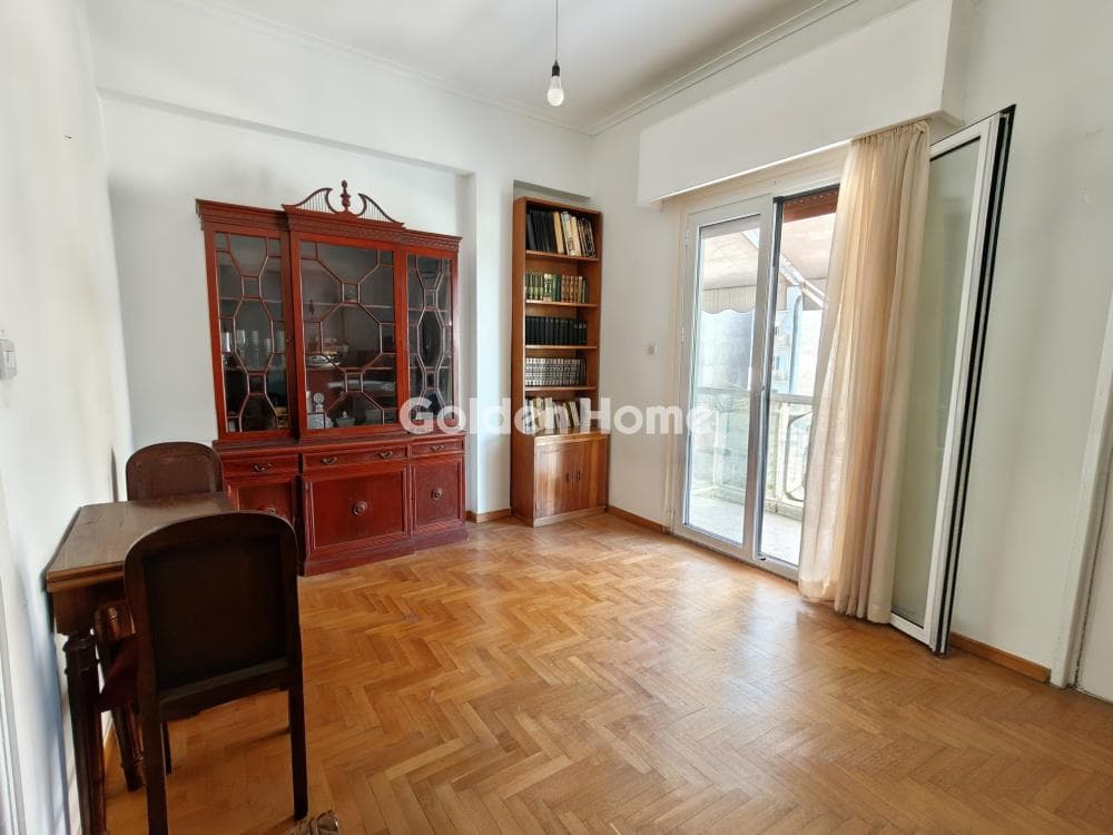 Apartment in Osios Loukas, Patisia — Photo 3 of 12