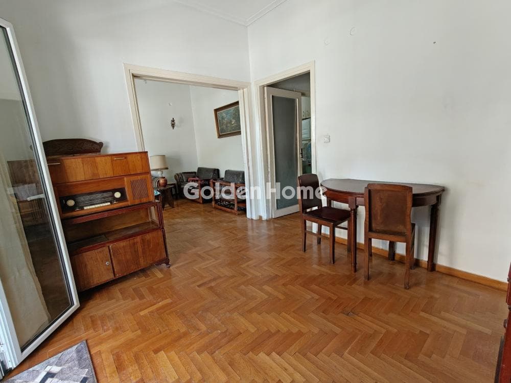 Apartment in Osios Loukas, Patisia — Photo 2 of 12