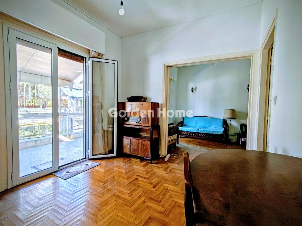 Apartment in Osios Loukas, Patisia — Photo 5 of 12
