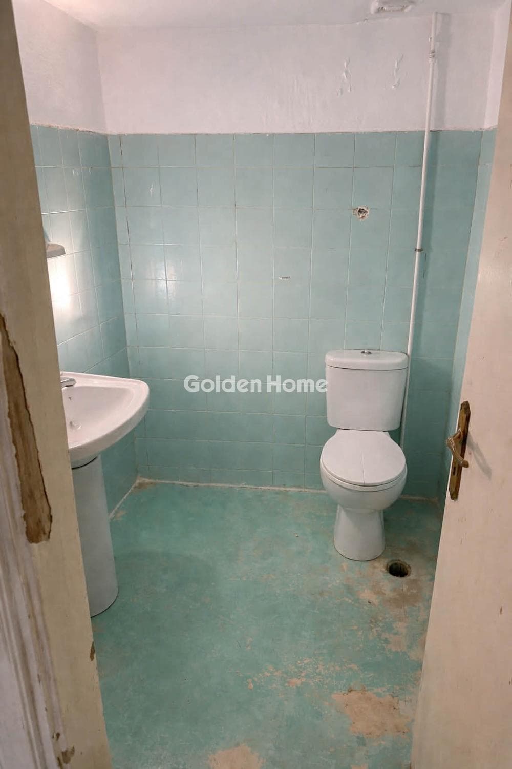 Apartment in Chatzikiriakeio, Piraeus — Photo 3 of 7