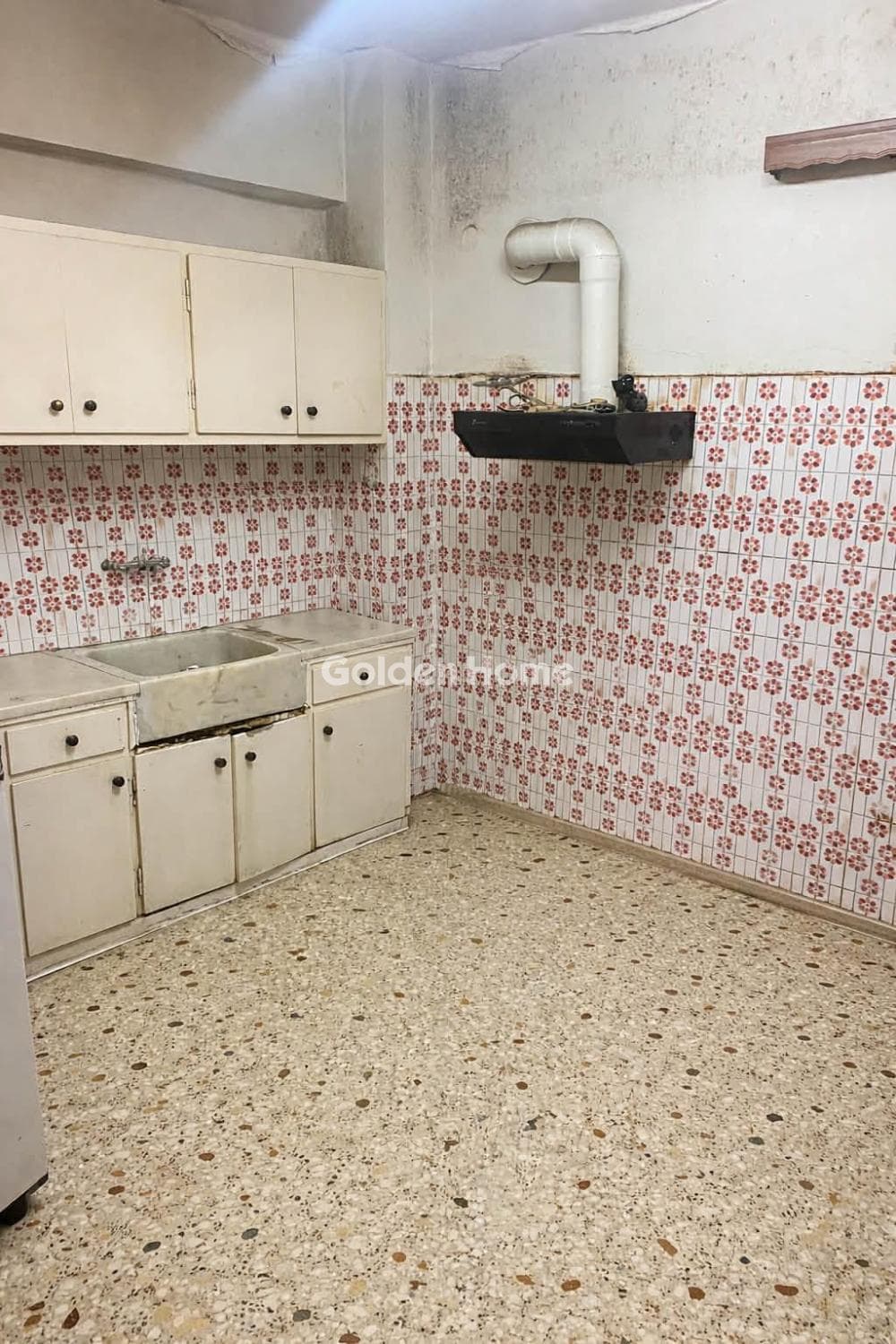 Apartment in Chatzikiriakeio, Piraeus — Photo 5 of 7