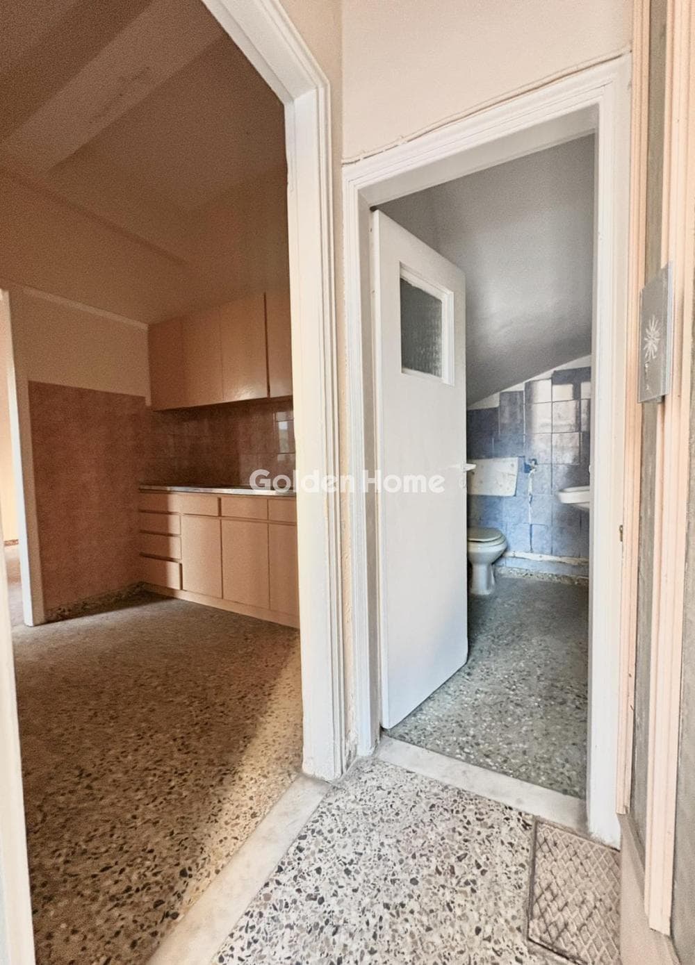 Apartment in Agia Sofia, Piraeus — Photo 4 of 7