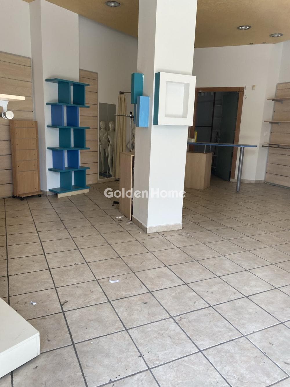 Κατάστημα στην Ακαδημία Πλάτωνος, Κολωνός - Κολοκυνθούς — Φωτογραφία 2 από 2