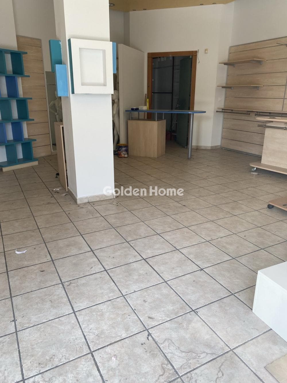 Κατάστημα στην Ακαδημία Πλάτωνος, Κολωνός - Κολοκυνθούς — Φωτογραφία 1 από 2