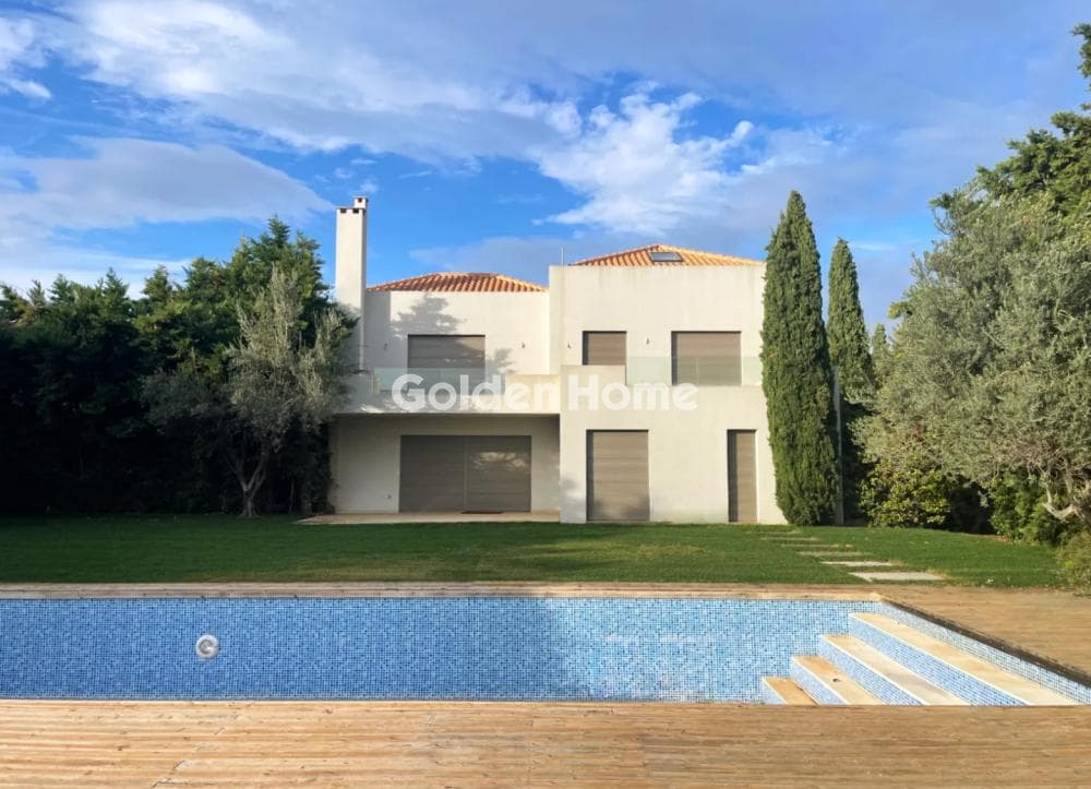 House in Panorama, Rafina — Photo 1 of 14