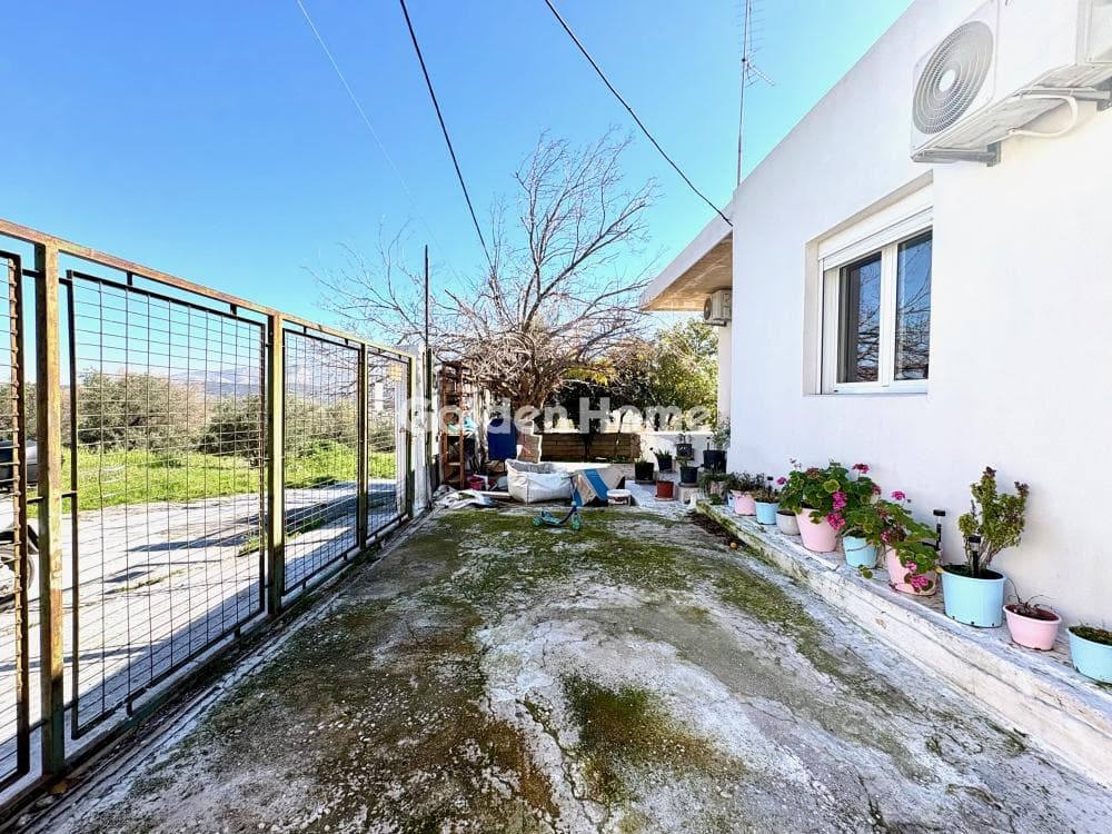House in Agia Marina, Koropi — Photo 20 of 21