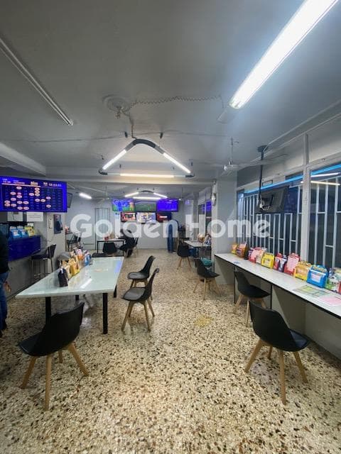 Retail Store in Panepistimioupoli, Zografou — Photo 4 of 4