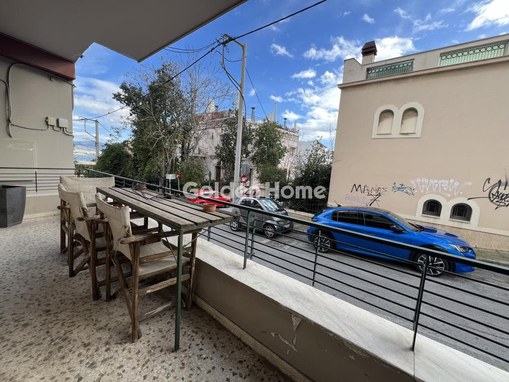Apartment in Stavros, Piraeus — Photo 1 of 7