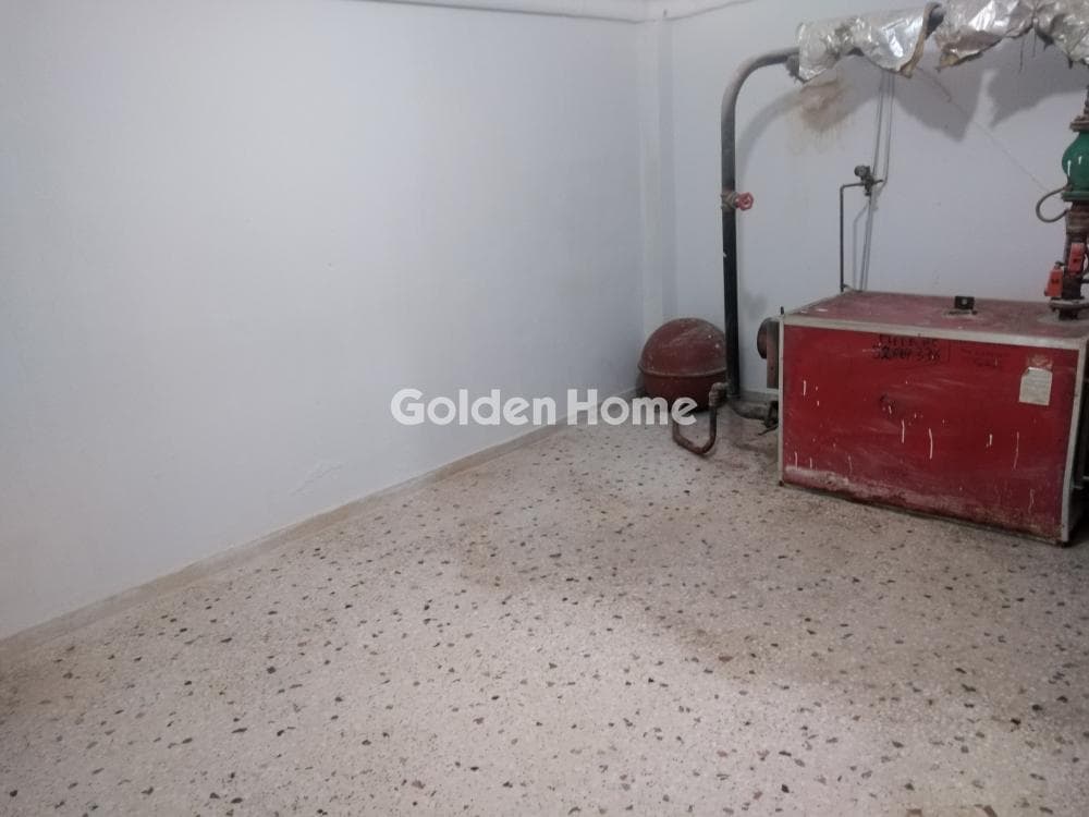 Retail Store in Pirgouthi, Acharnes — Photo 8 of 13