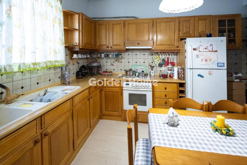 Apartment in Center, Petroupoli — Photo 7 of 27