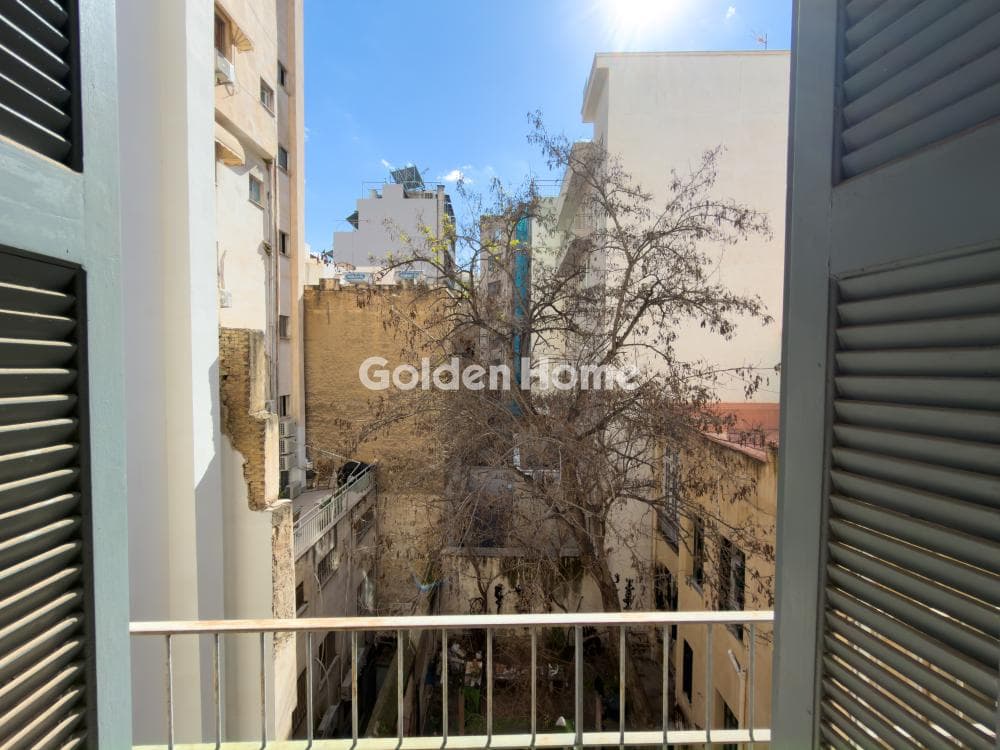 Apartment in Platia Kanigos, Exarchia - Neapoli — Photo 8 of 12