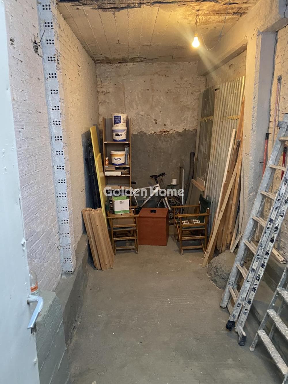 Retail Store in Agia Sofia, Piraeus — Photo 7 of 7