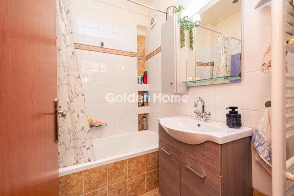 Apartment in Platia Papadiamanti, Ano Patisia — Photo 17 of 22