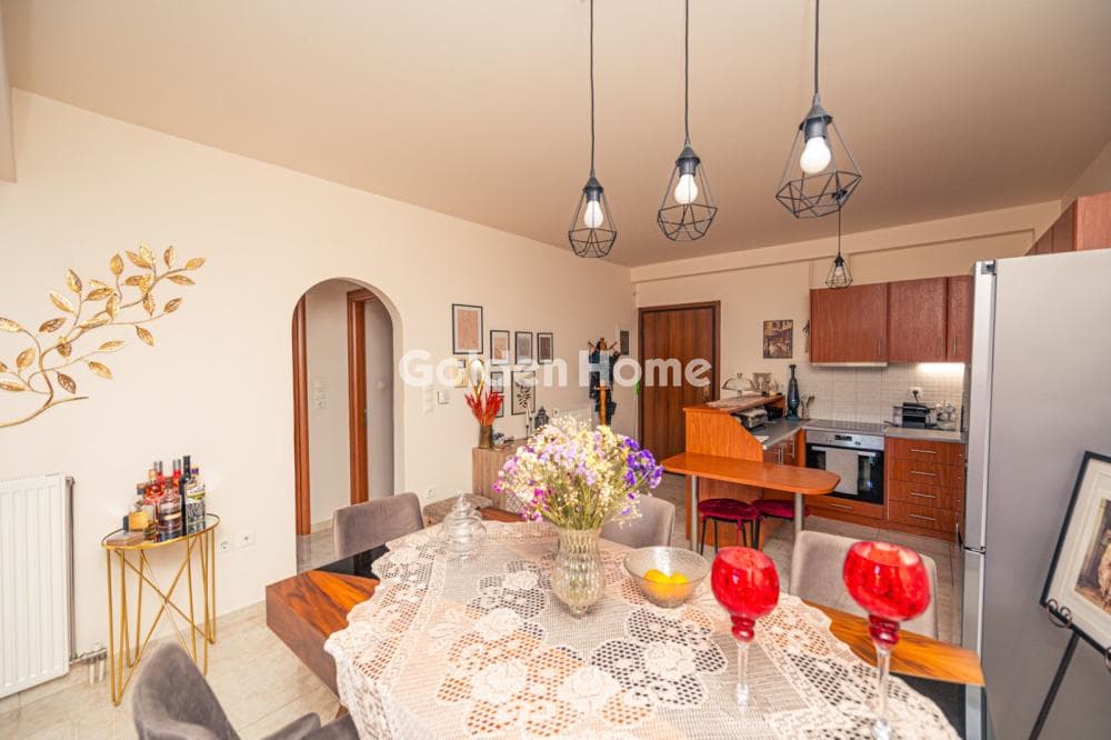 Apartment in Platia Papadiamanti, Ano Patisia — Photo 3 of 22
