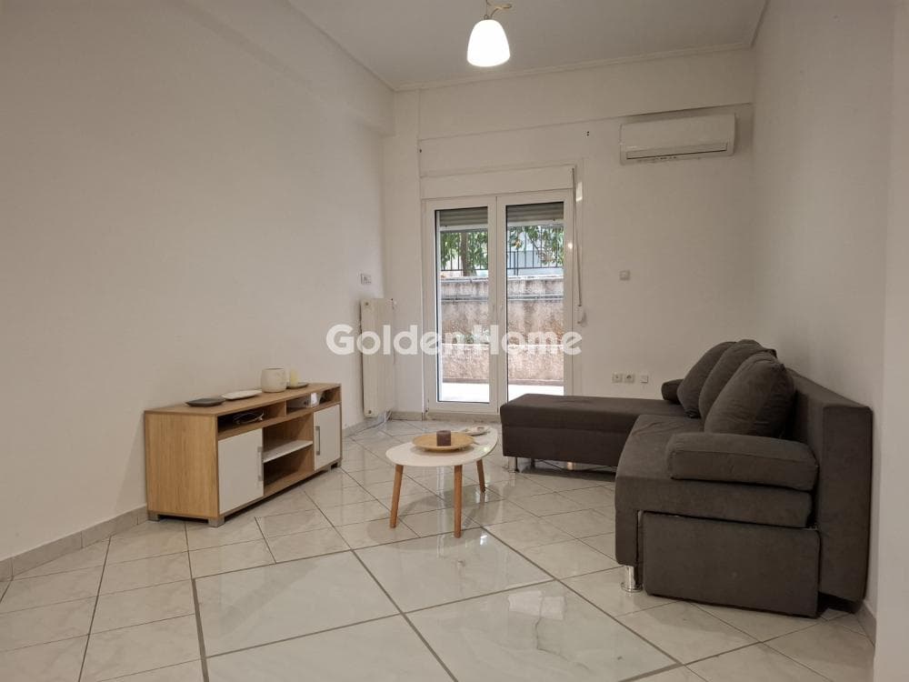 Apartment in Chrisaki, Nea Smyrni — Photo 1 of 18
