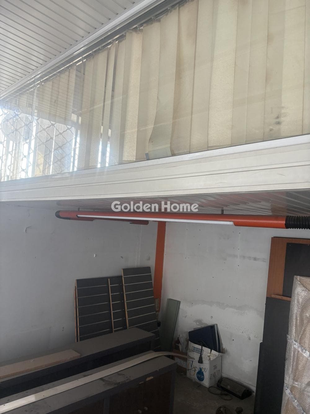 Retail Store in Neo Aigaleo, Aigaleo — Photo 2 of 5