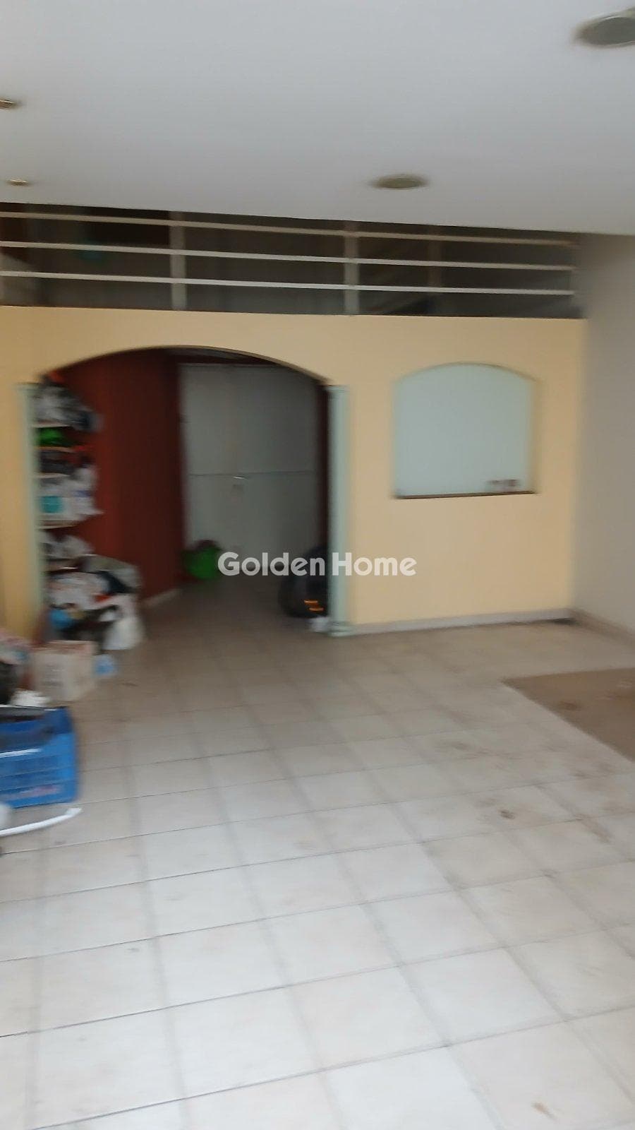 Retail Store in Mavros Gatos, Neapoli — Photo 2 of 18