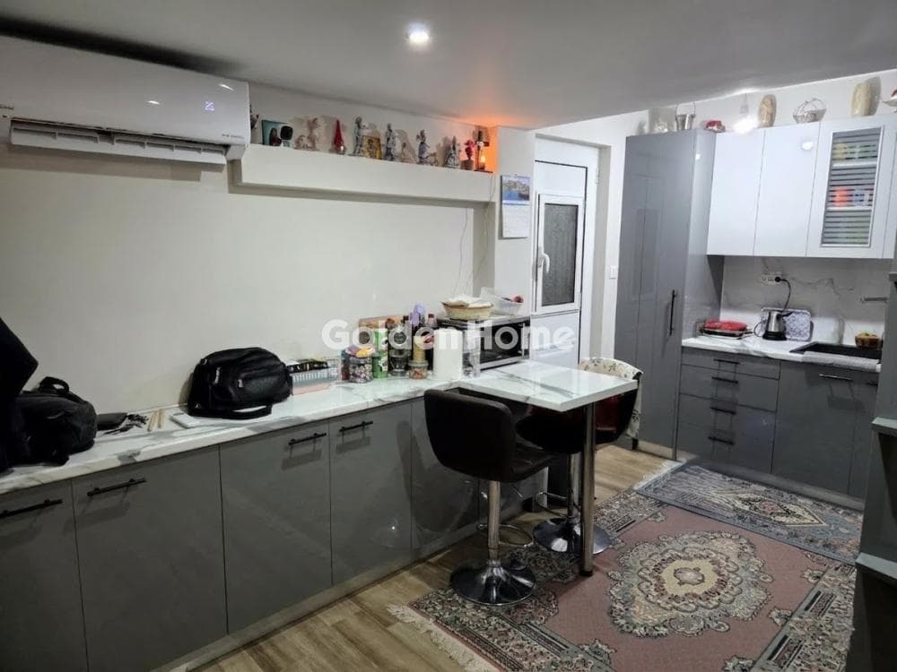 Apartment in Osios Loukas, Patisia — Photo 6 of 12