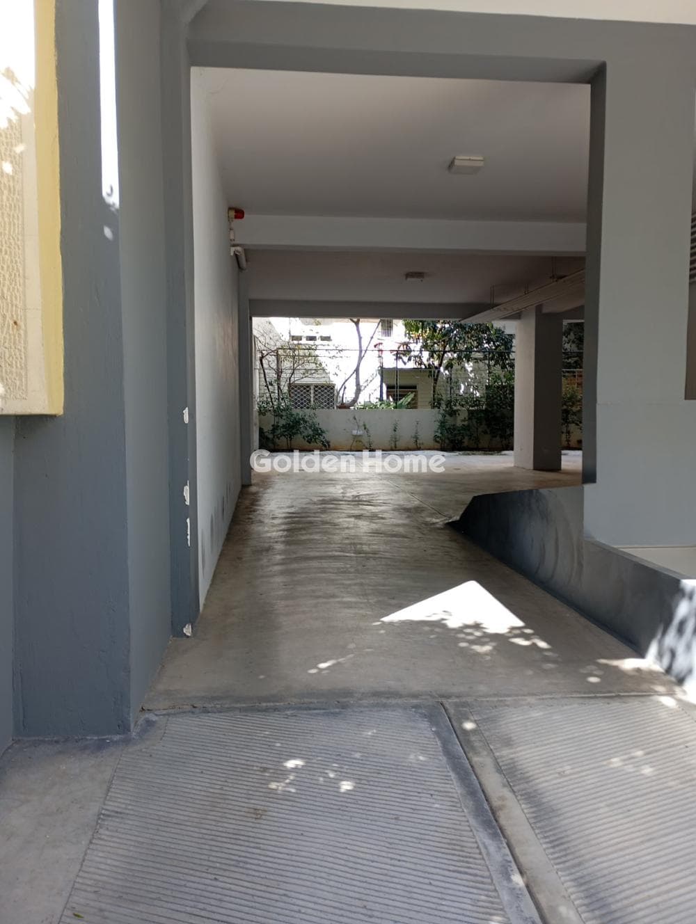 Apartment in Agia Sofia, Neo Psichiko — Photo 31 of 54