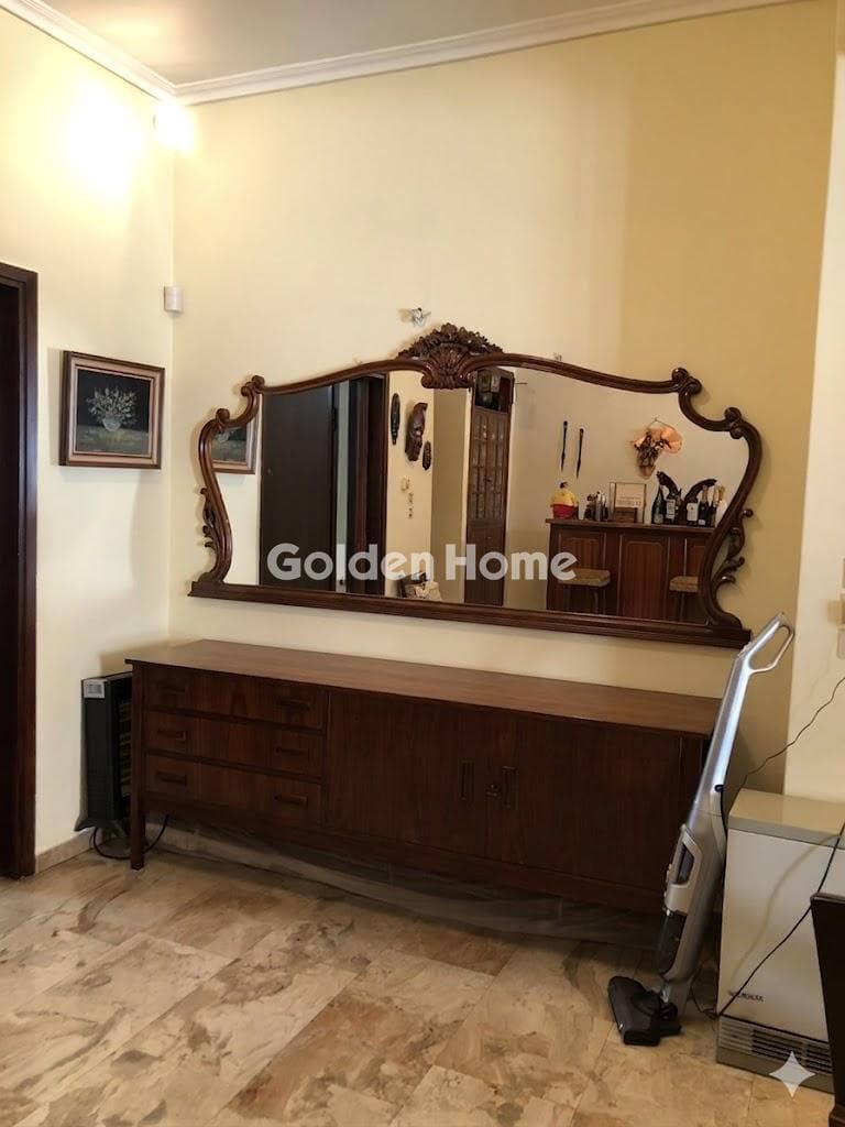 Apartment in Agios Ioannis, Neos Kosmos — Photo 2 of 34