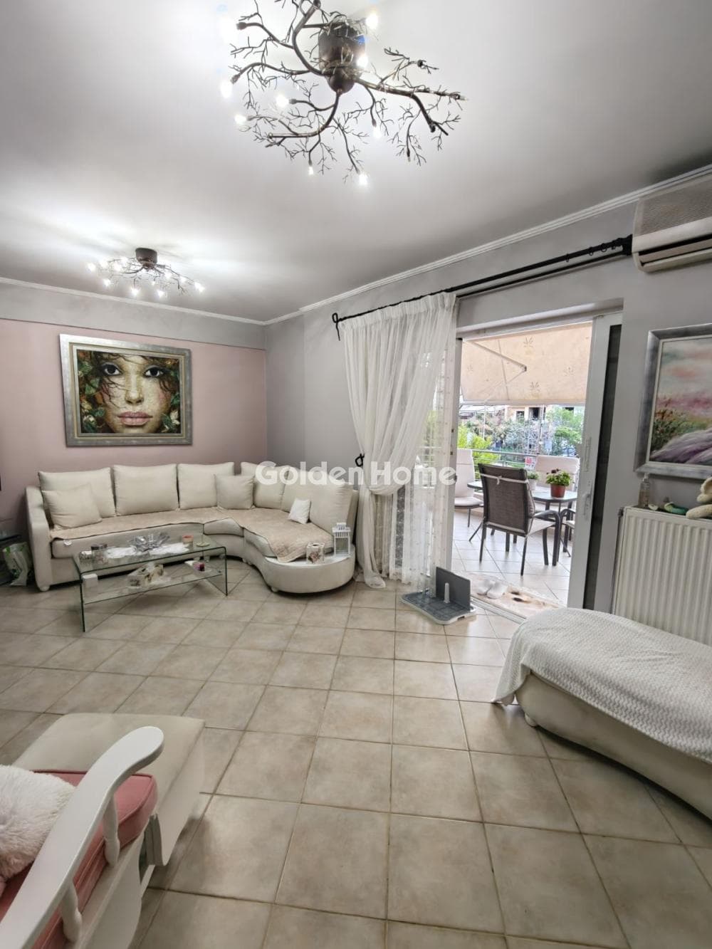 Apartment in Tourkovounia, Keratsini — Photo 1 of 25