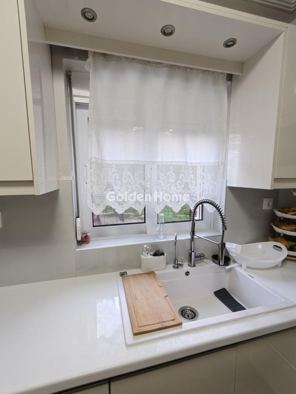 Apartment in Tourkovounia, Keratsini — Photo 13 of 25