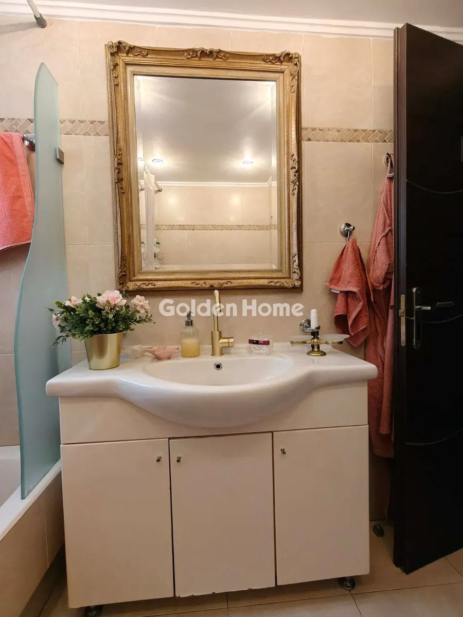 Apartment in Tourkovounia, Keratsini — Photo 18 of 25