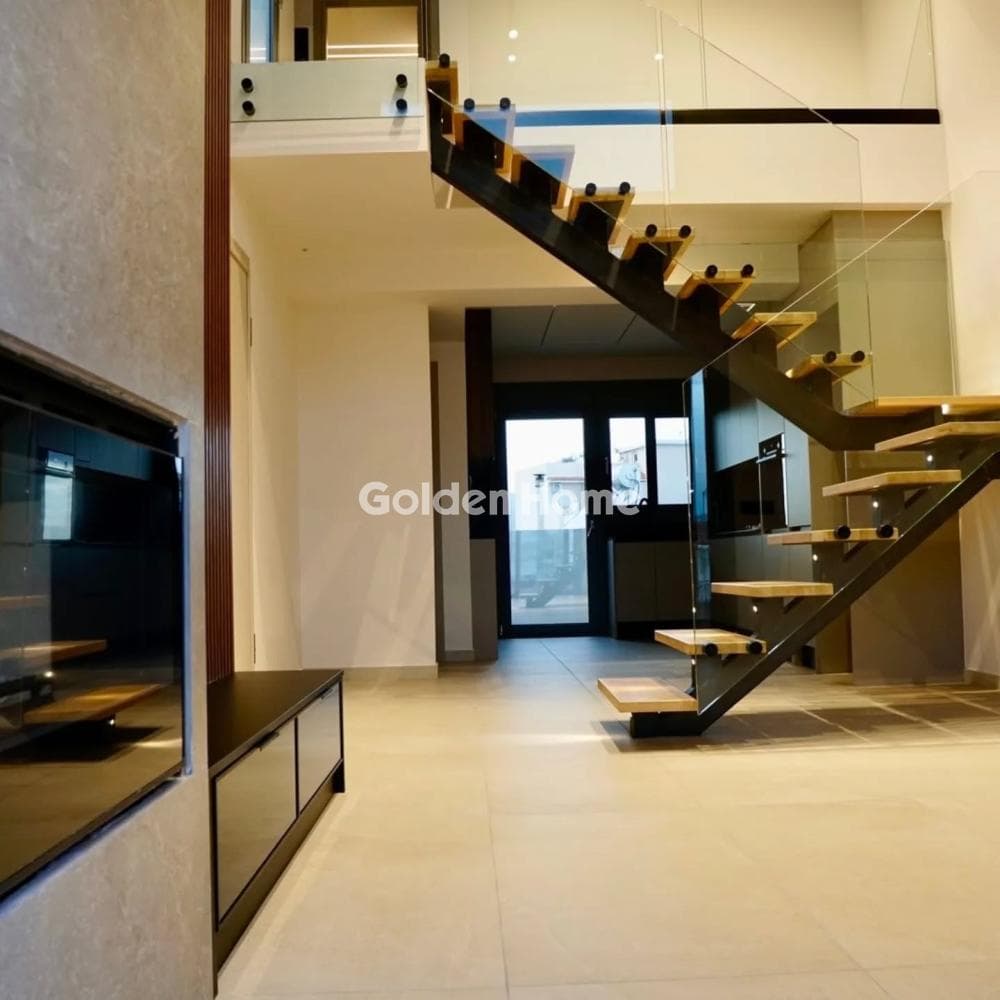 Apartment in Palatiani, Ilion — Photo 1 of 15