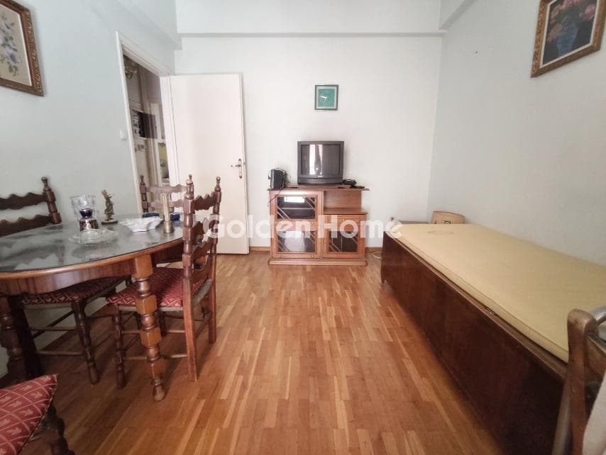Apartment in Center, Dafni — Photo 10 of 17