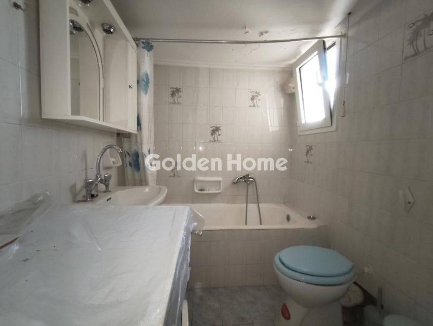 Apartment in Center, Dafni — Photo 9 of 17