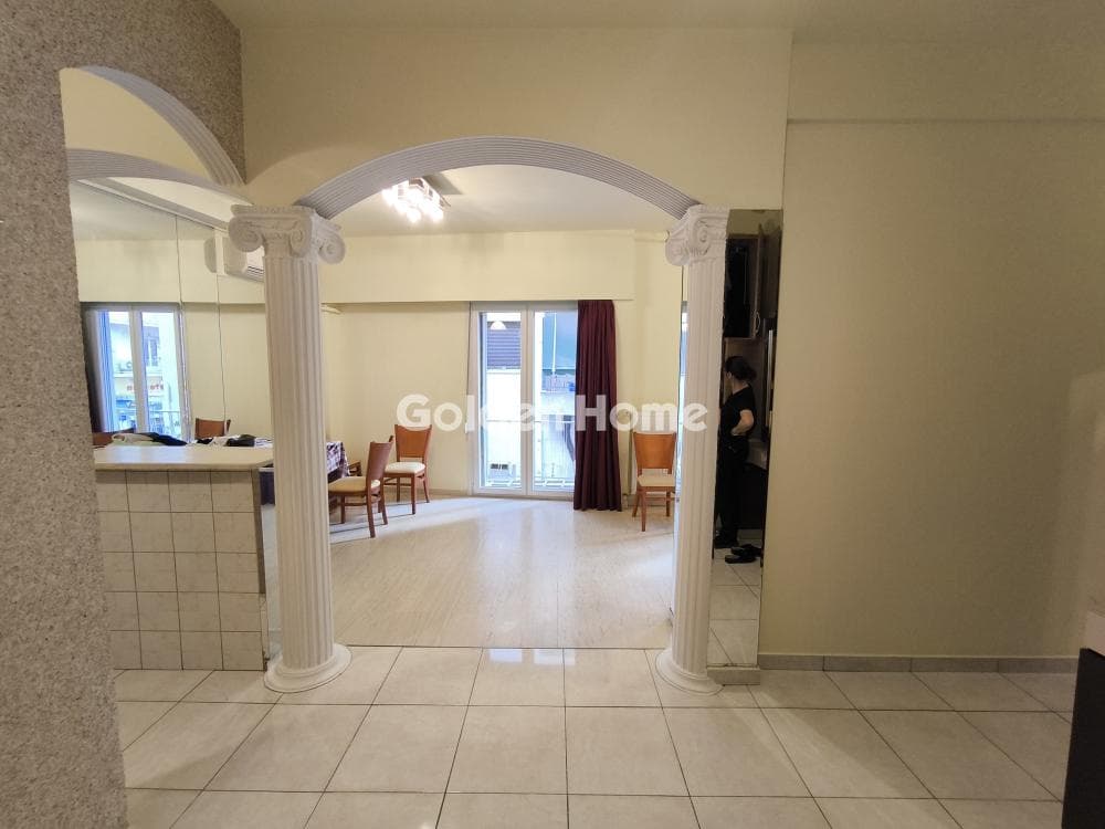 Apartment in Mouseio, Exarchia - Neapoli — Photo 1 of 12
