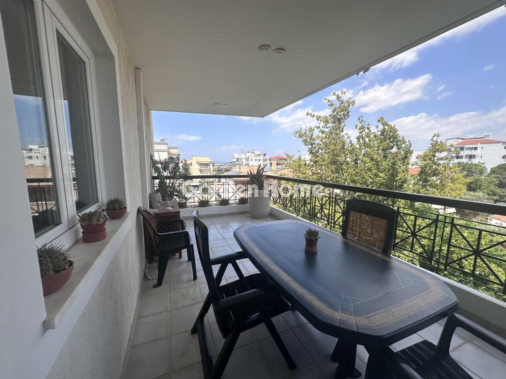 Apartment in Pigadakia, Voula — Photo 1 of 25