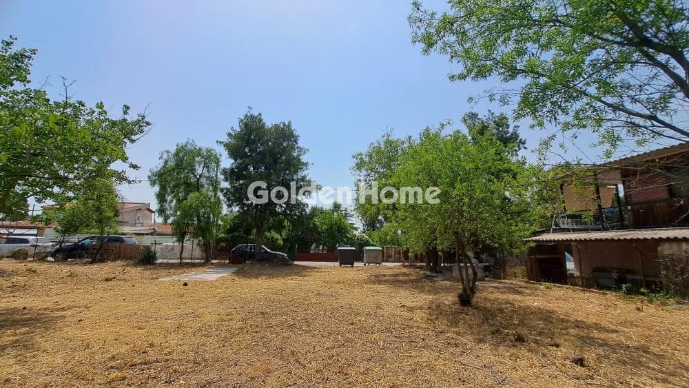 Building Plot in Adames Oikismos Grammos - Foinikas, Kifisia — Photo 1 of 6