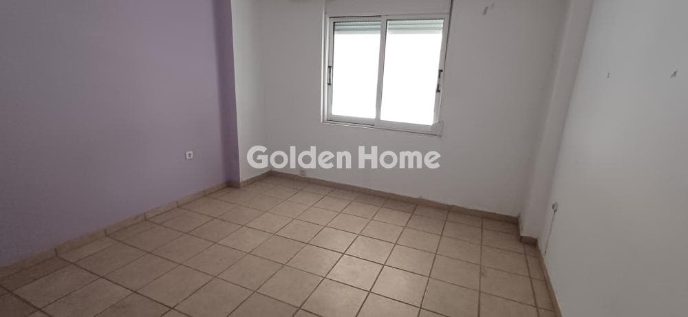 Apartment in Center, Agios Dimitrios — Photo 7 of 14
