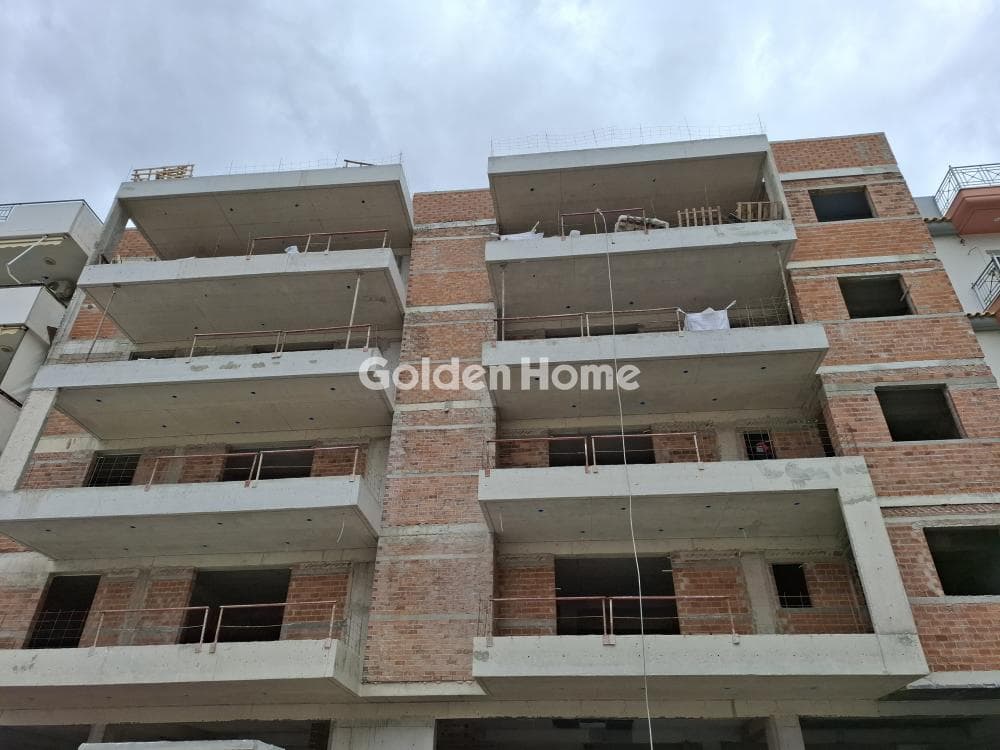 Apartment in Center, Petroupoli — Photo 1 of 4